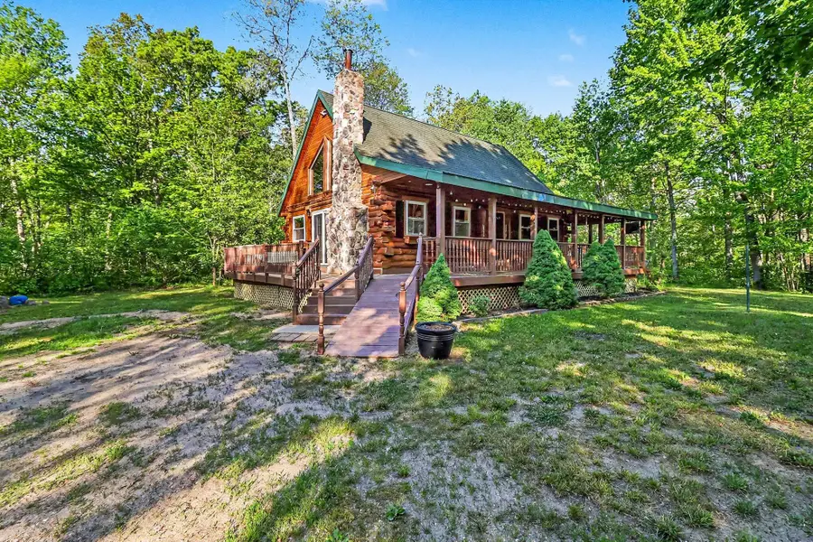 8031 W 3 Mile Road, Branch, MI 49402 - #2