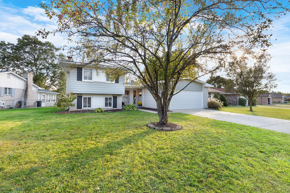 43875 Leeann Lane, Canton, MI 48187 - #1