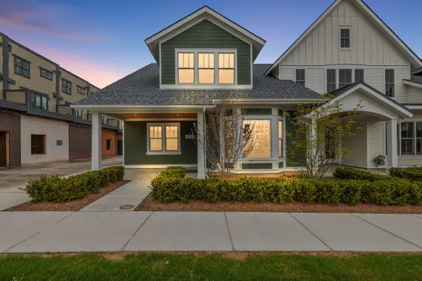 201 Mill Circle, Northville, MI 48167