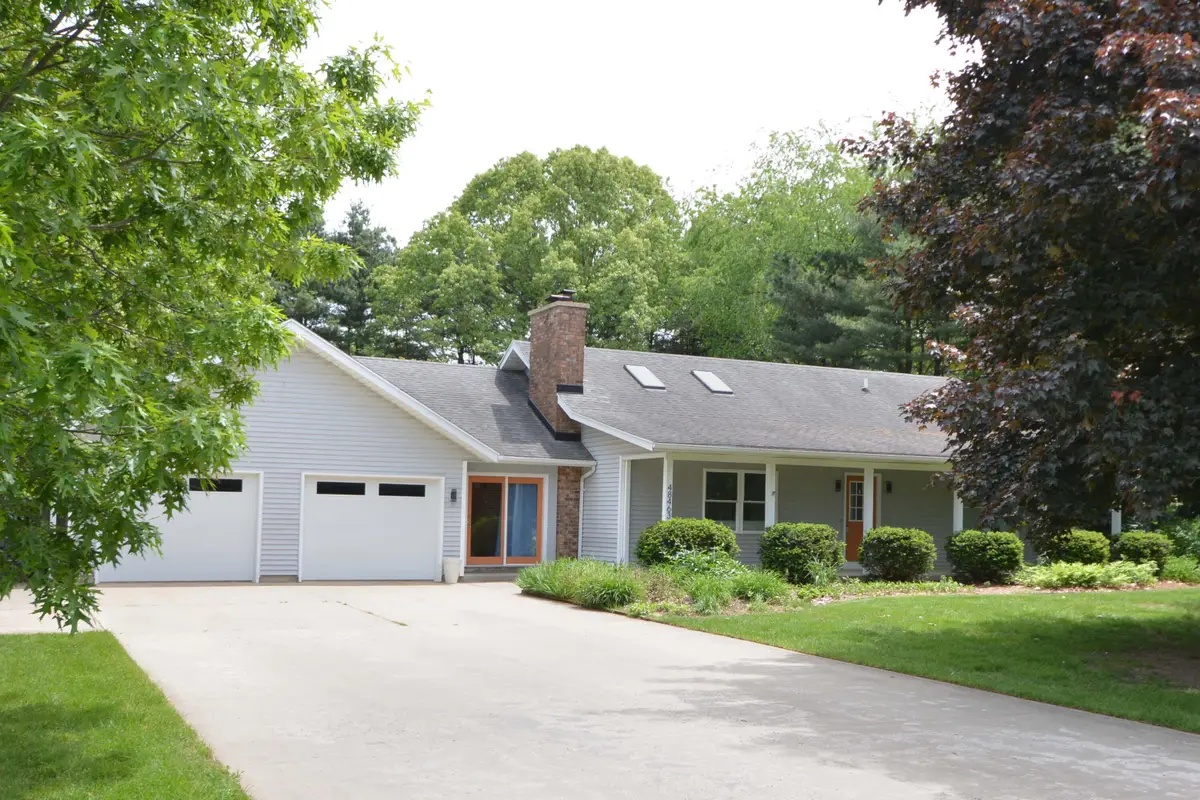 48463 Orchard Drive, Mattawan, MI 49071 - #1