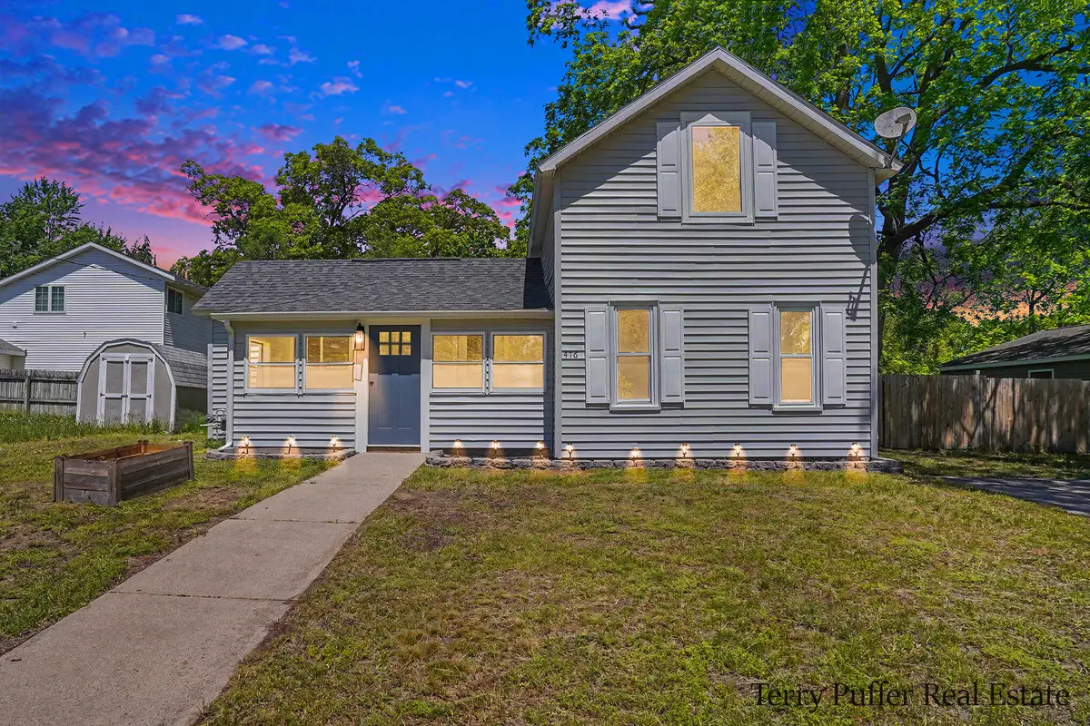 416 Pine Street, Fruitport, MI 49415 - #1