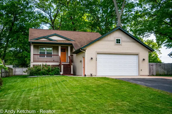 404 3rd Avenue, Holland, MI 49424