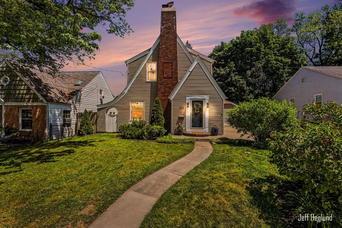 1808 Rossman Avenue Se, Grand Rapids, MI 49507 - #1