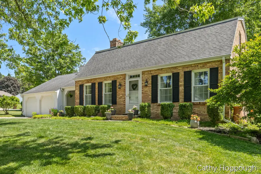 752 Ridgewood Drive, Ionia, MI 48846 - #3