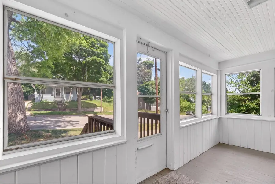 439 Madison Street, Jackson, MI 49202 - #3