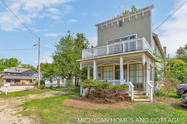 1395 Blue Star Highway, South Haven, MI 49090