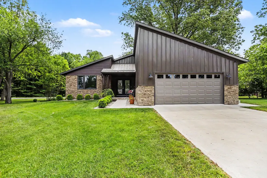 35883 Riverview Drive, Paw Paw, MI 49079 - #2