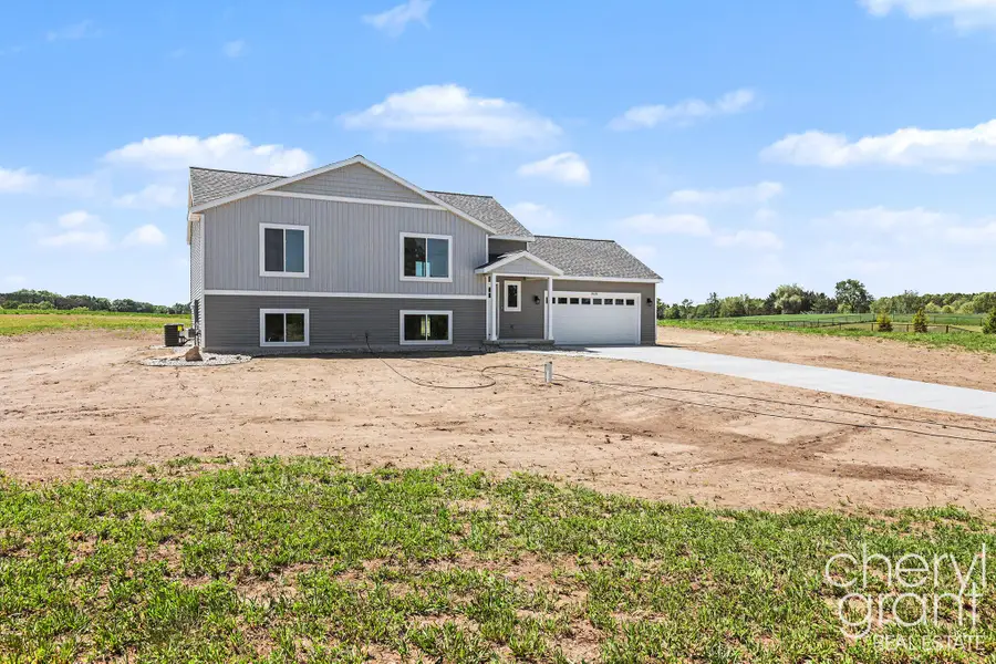 5625 Whites Bridge Road, Belding, MI 48809 - #2