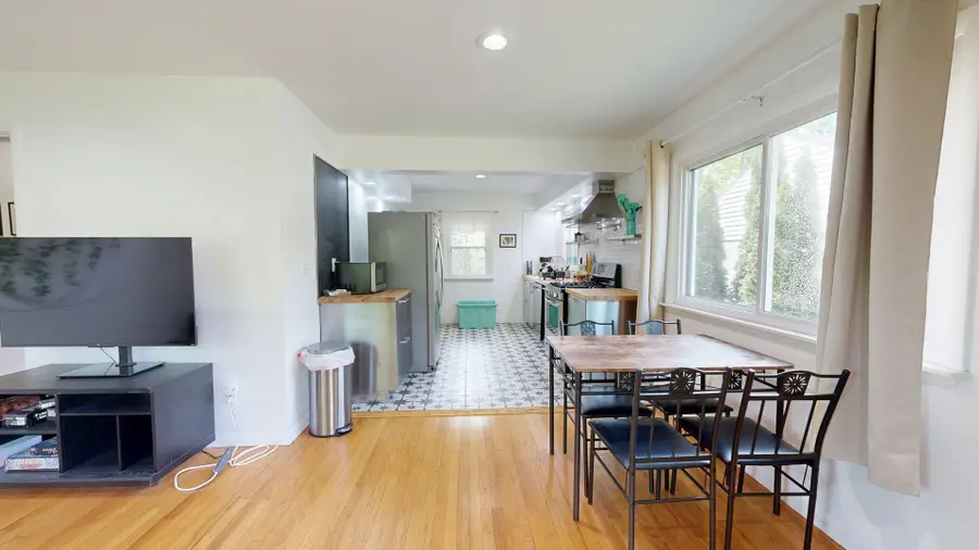 1810 E Stadium Boulevard, Ann Arbor, MI 48104 - #3