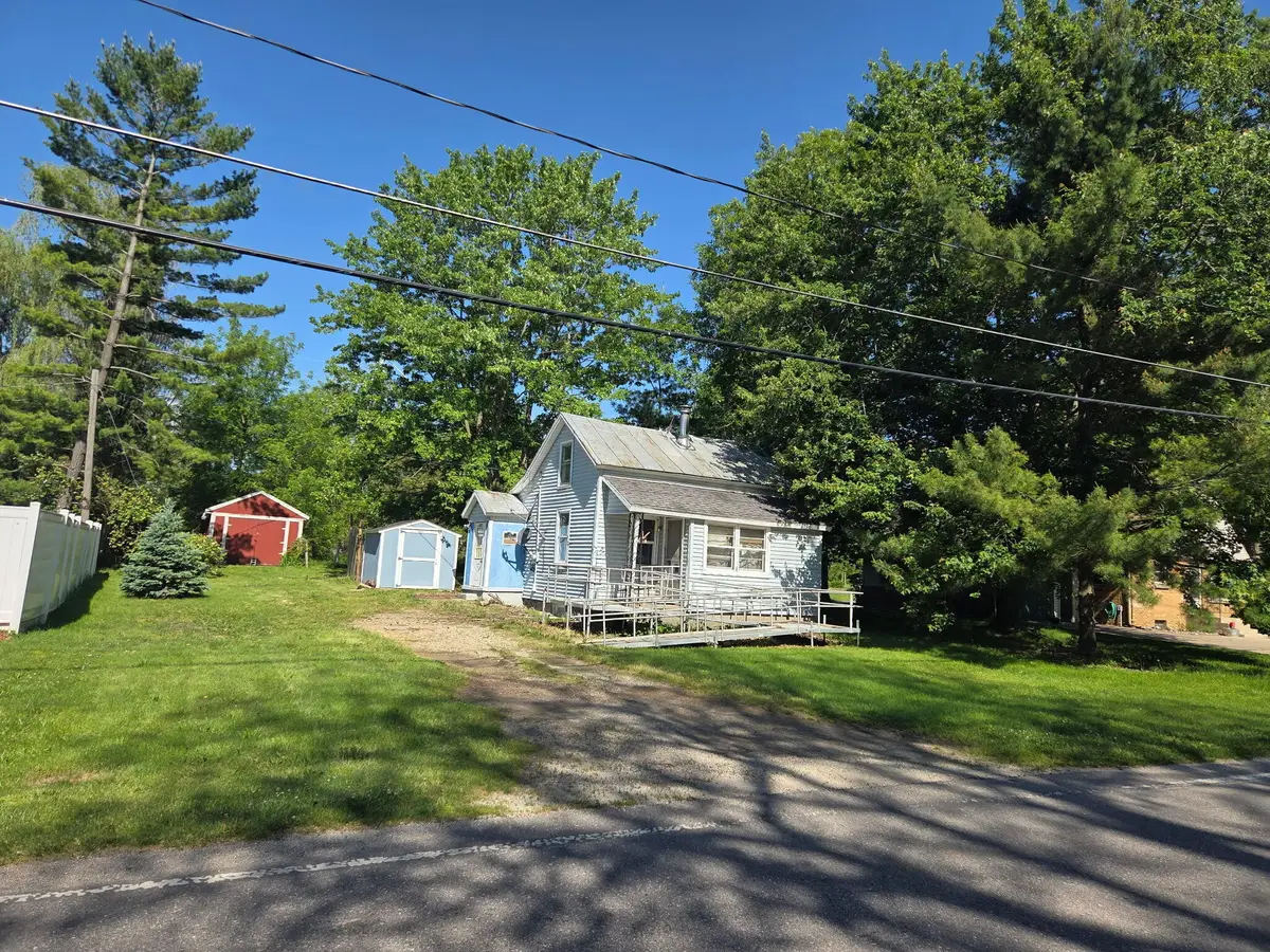 4426 12th Street, Wayland, MI 49348 - #1