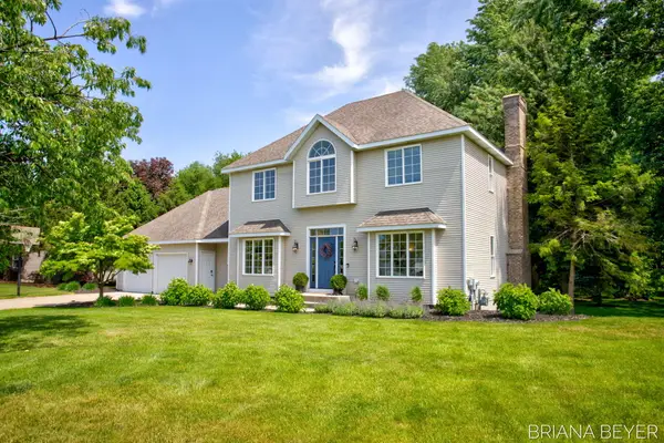 145 Bay Meadows Drive, Holland, MI 49424