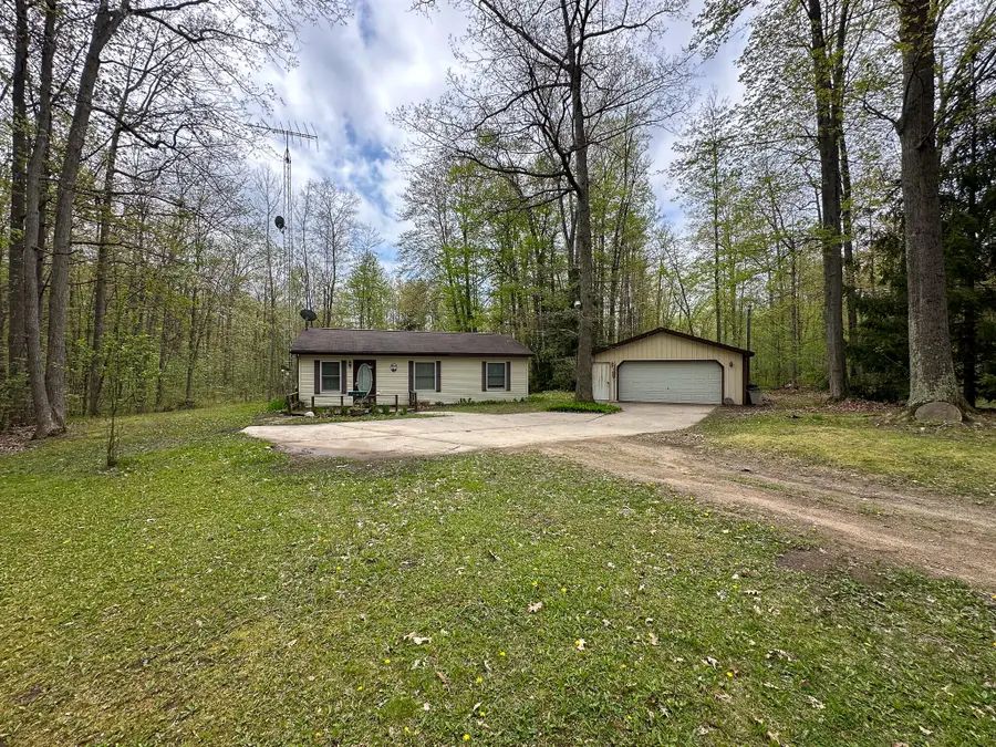 2081 Deer Lake Road, Harrison, MI 48625 - #3