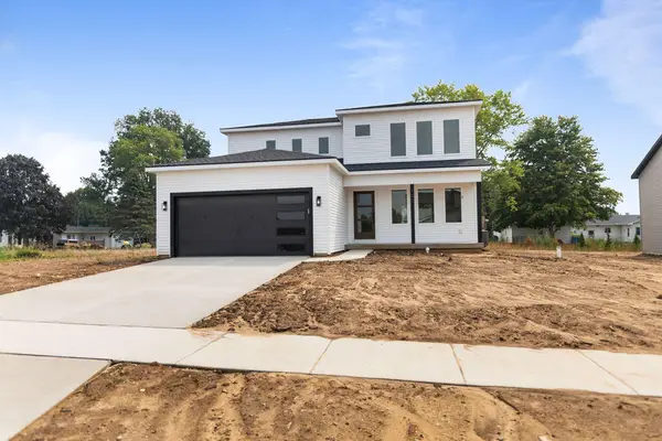 326 Blue Ash Lane, Coopersville, MI 49404
