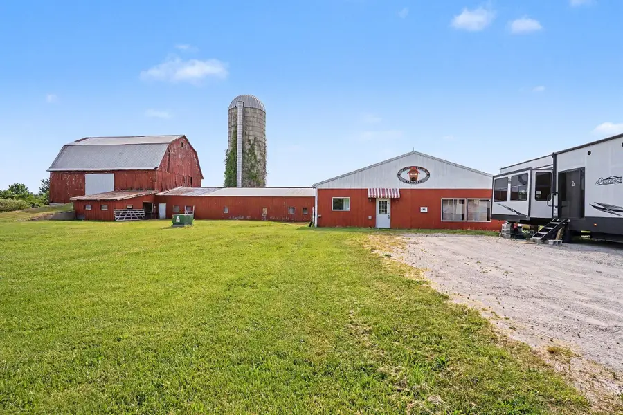 6452 S 50th Avenue, Montague, MI 49437 - #3