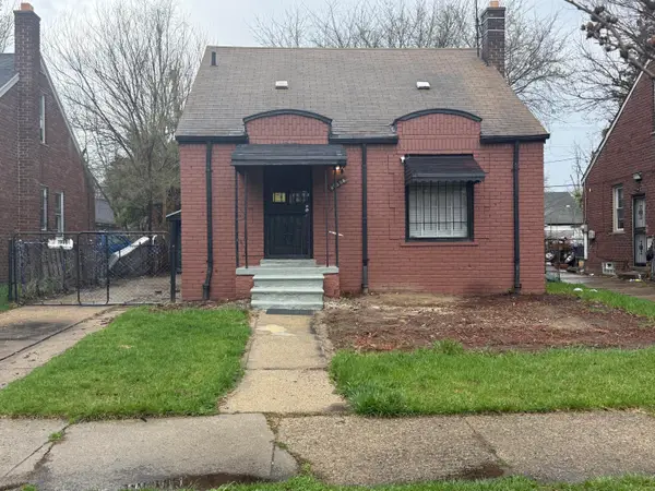 19601 Hamburg Street, Detroit, MI 48205