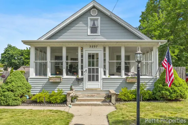 3897 Grand Street Sw, Grandville, MI 49418
