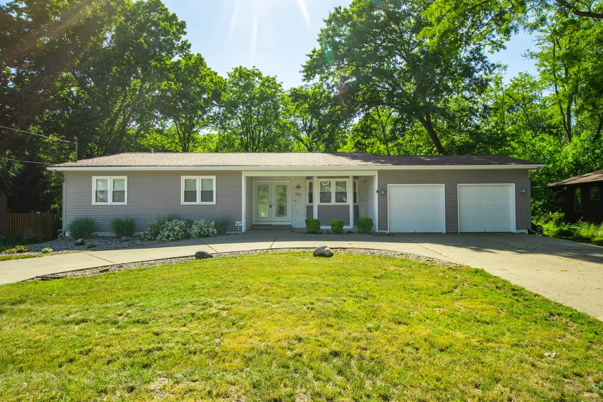 1716 Capital Avenue Sw, Battle Creek, MI 49015 - #1