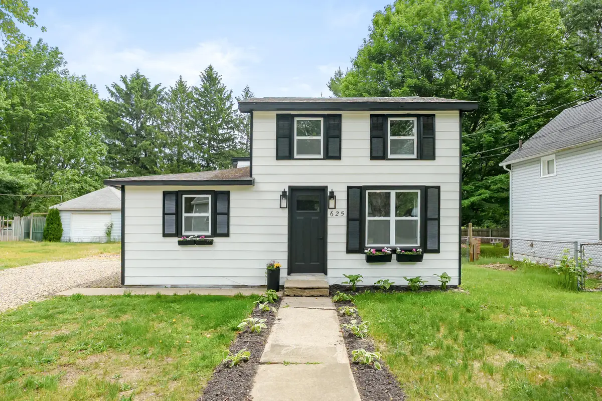 625 Hamilton Street, Vicksburg, MI 49097 - #1