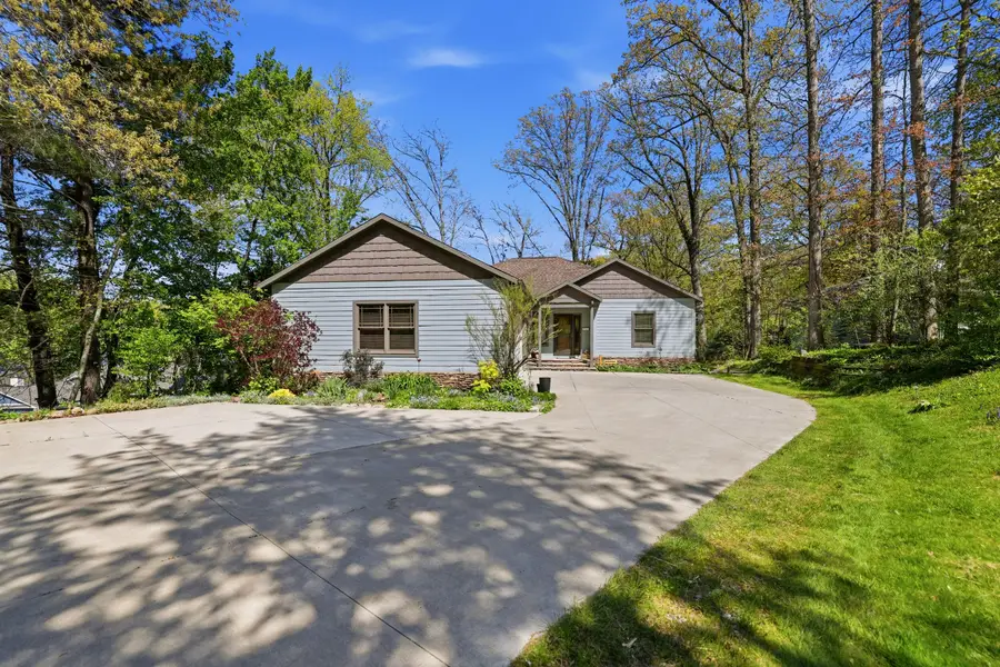 7352 Hallridge Drive Ne, Belding, MI 48809 - #2