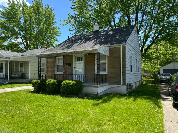 19348 Washtenaw Street, Harper Woods, MI 48225