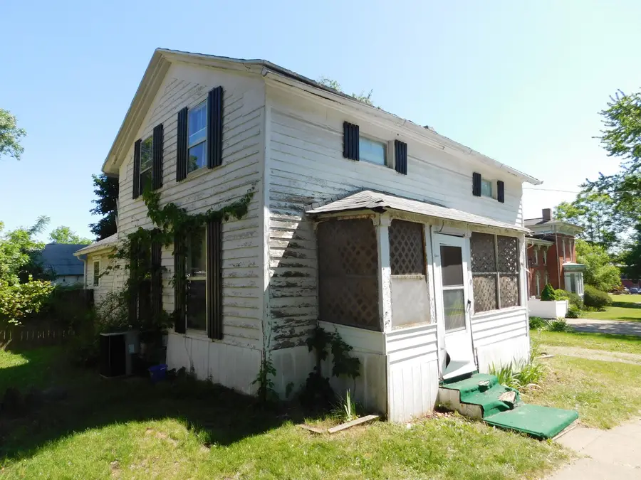210 W Ash Street, Albion, MI 49224 - #2