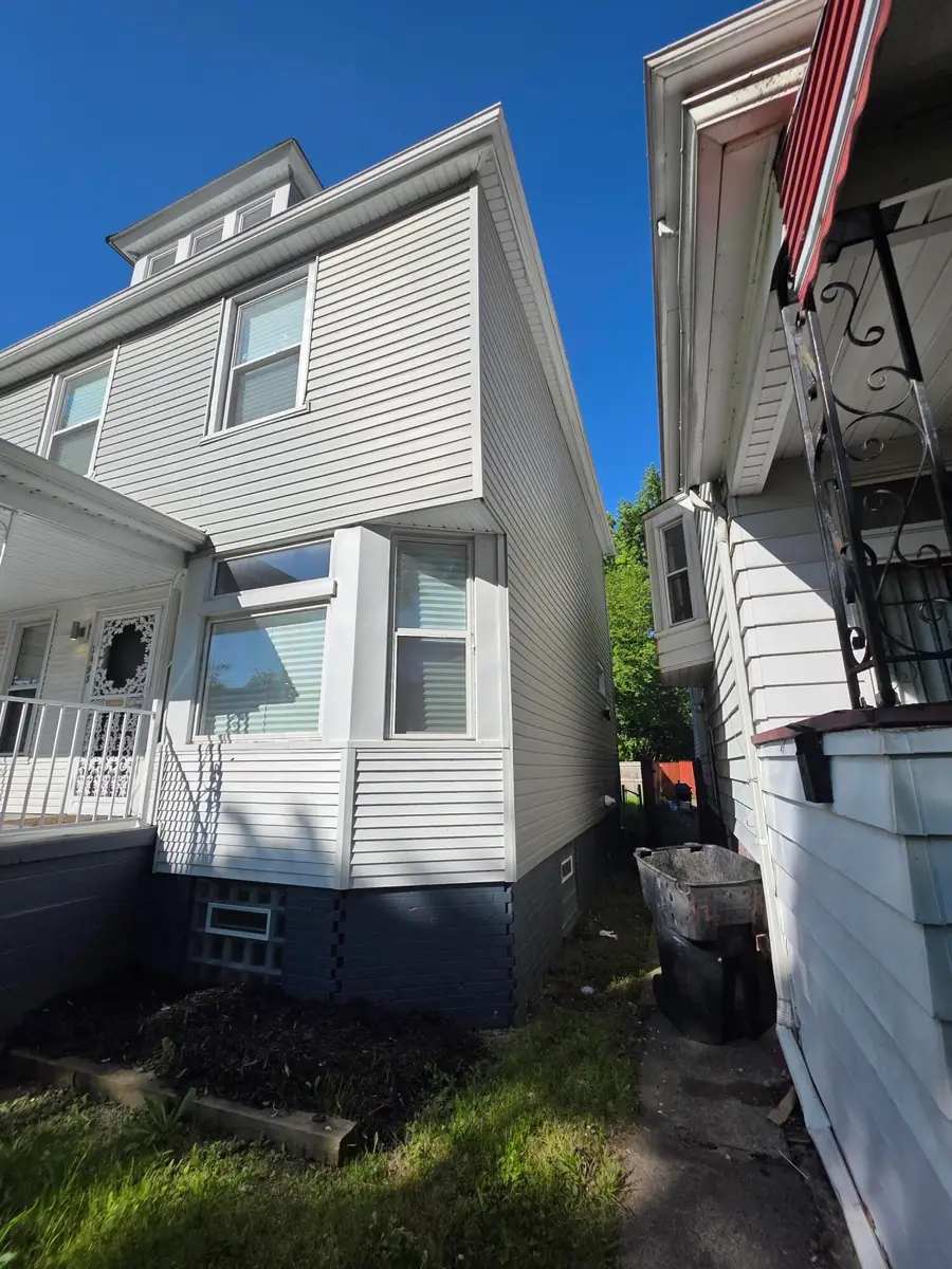 2493 Fischer Street, Detroit, MI 48214 - #3