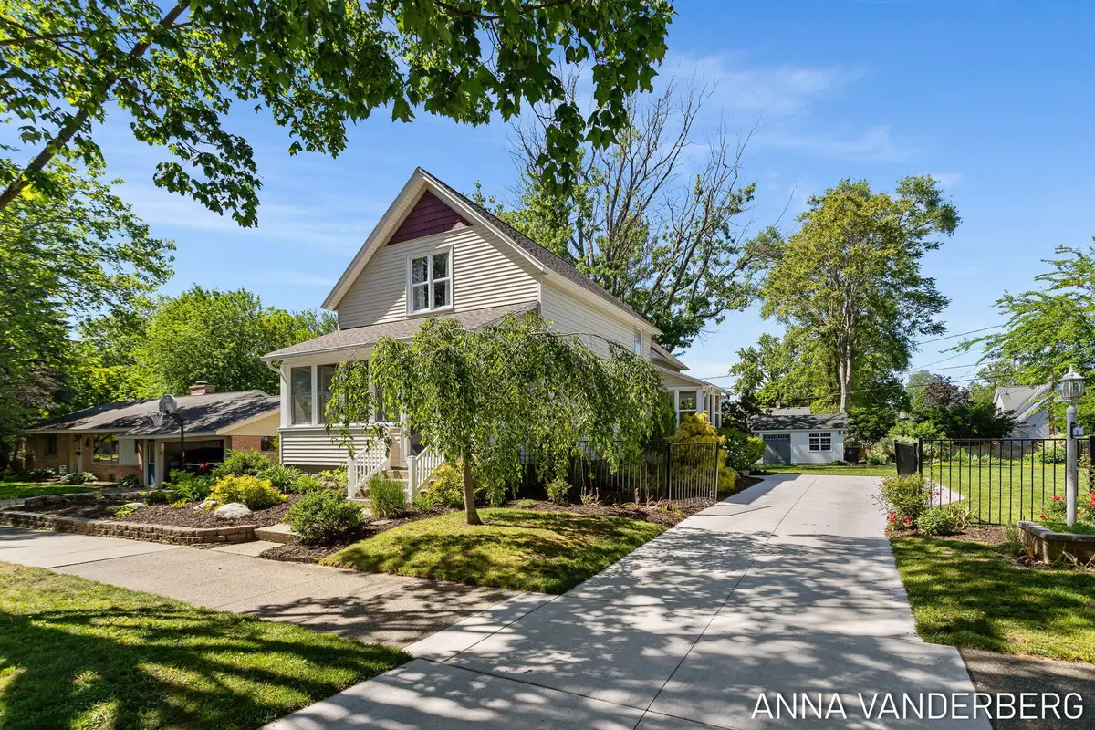 31 W 28th Street, Holland, MI 49423 - #1