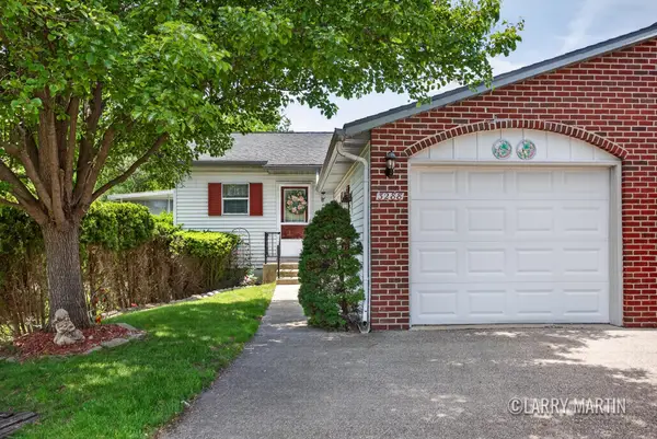 3288 Cambridge Street Se #9, Grand Rapids, MI 49512