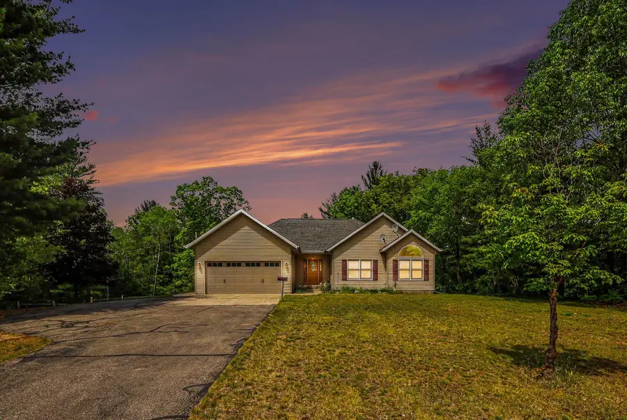 5620 Ryerson Road, Twin Lake, MI 49457 - #2