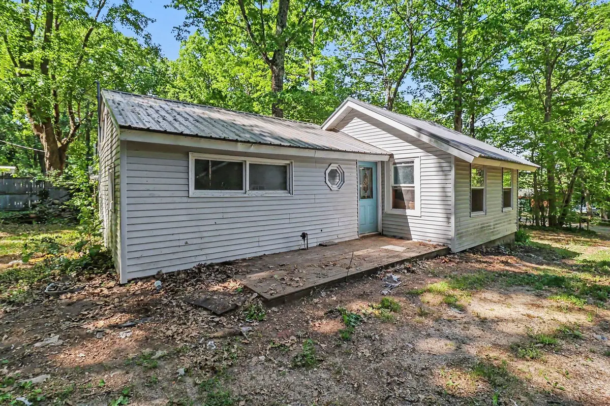 114 S 180th Avenue, Hesperia, MI 49421 - #1