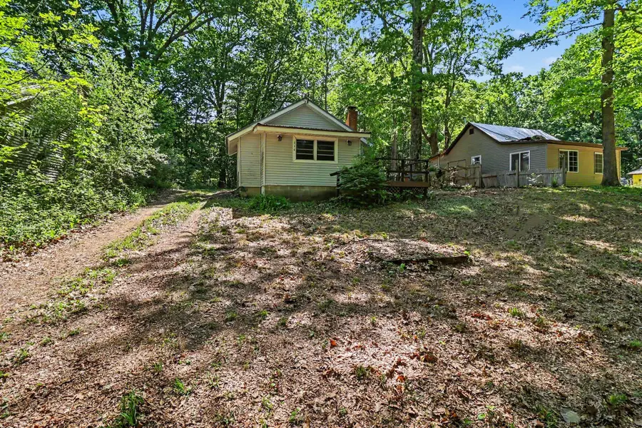 114 S 180th Avenue, Hesperia, MI 49421 - #3