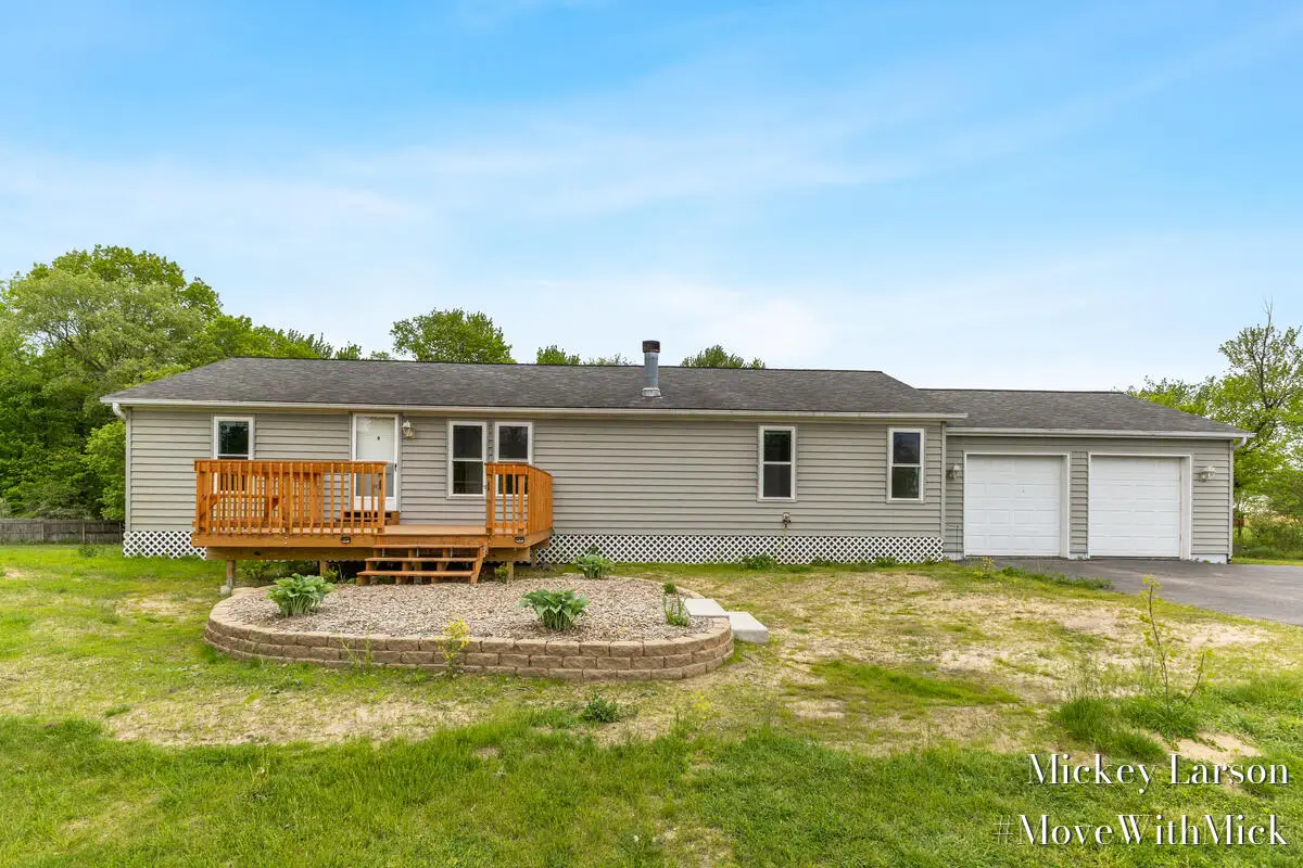 1382 Dairy Lane Ne, Cedar Springs, MI 49319 - #1