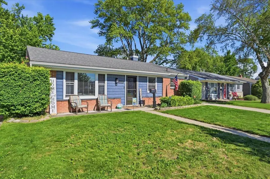 8210 N Henry Ruff Road, Westland, MI 48185 - #2