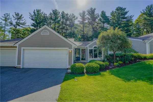 3334 Woodwind Drive Ne #33, Grand Rapids, MI 49525