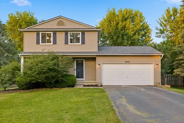 9460 Wildwood Lake Drive, Whitmore Lake, MI 48189