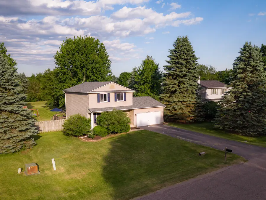 9460 Wildwood Lake Drive, Whitmore Lake, MI 48189 - #2