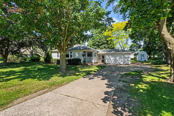 367 Lane Avenue, Holland, MI 49423