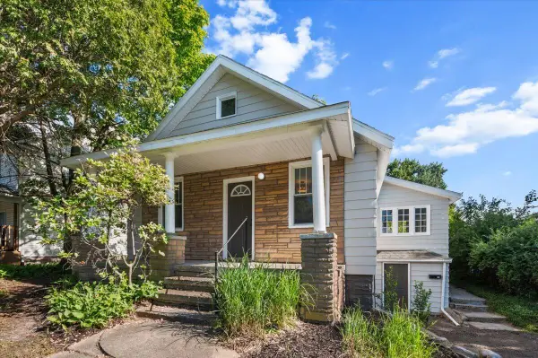 710 Leonard Street Ne, Grand Rapids, MI 49503