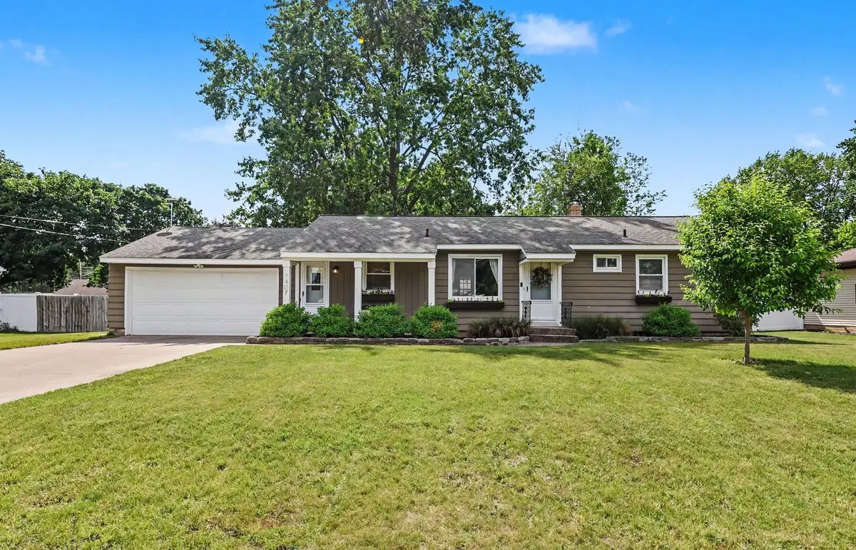 7407 Glendora Avenue, Jenison, MI 49428 - #1