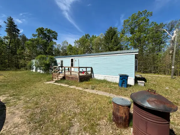 3185 S James Road, Baldwin, MI 49304