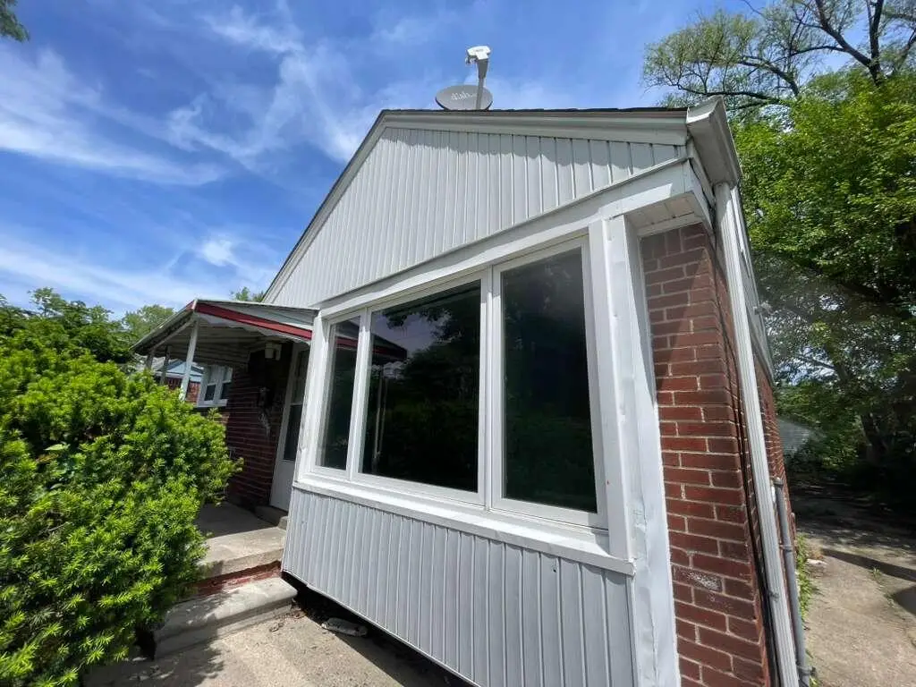 20090 Lahser Road, Detroit, MI 48219 - #1