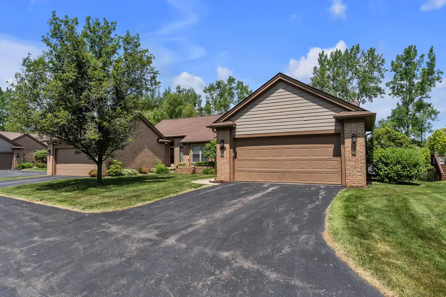 4853 Lone Oak Court #11, Ann Arbor, MI 48108 - #3