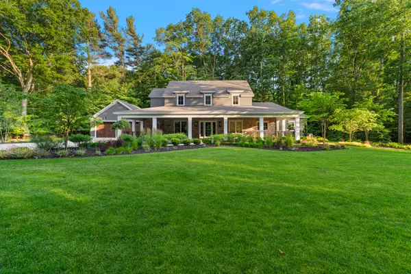 317 N Lakeshore Avenue, Holland, MI 49424