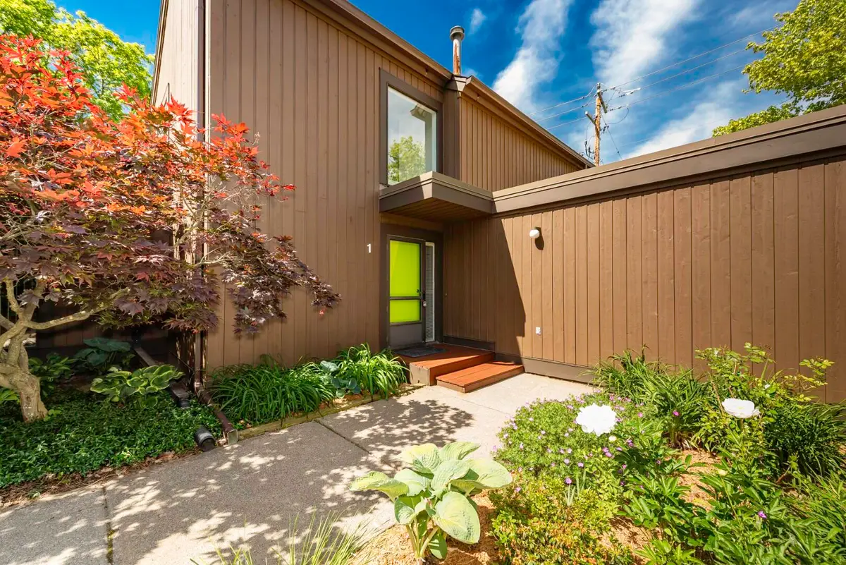 1 Westbury Court, Ann Arbor, MI 48105 - #1