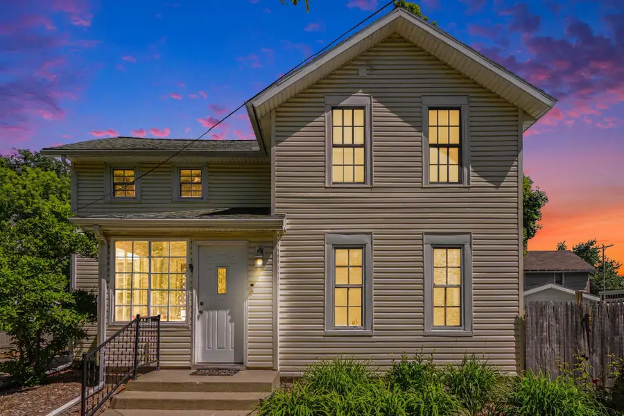 425 E Walnut Street, Hastings, MI 49058 - #3
