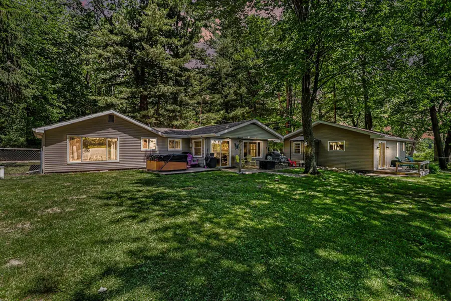 301 Cotton Lake Drive, Battle Creek, MI 49014 - #2