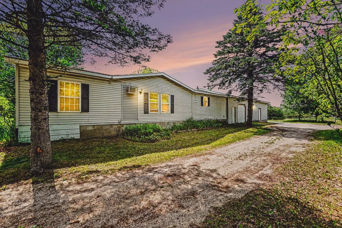 10967 S Hawkins Road, Reed City, MI 49677 - #1