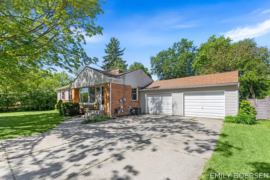 7543 Walnut Avenue, Jenison, MI 49428 - #3