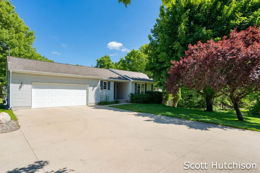 3439 S Johnson Road, Gowen, MI 49326 - #2
