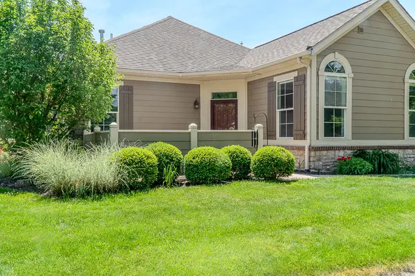 873 Bridge Crest Drive Se #8, Ada, MI 49301